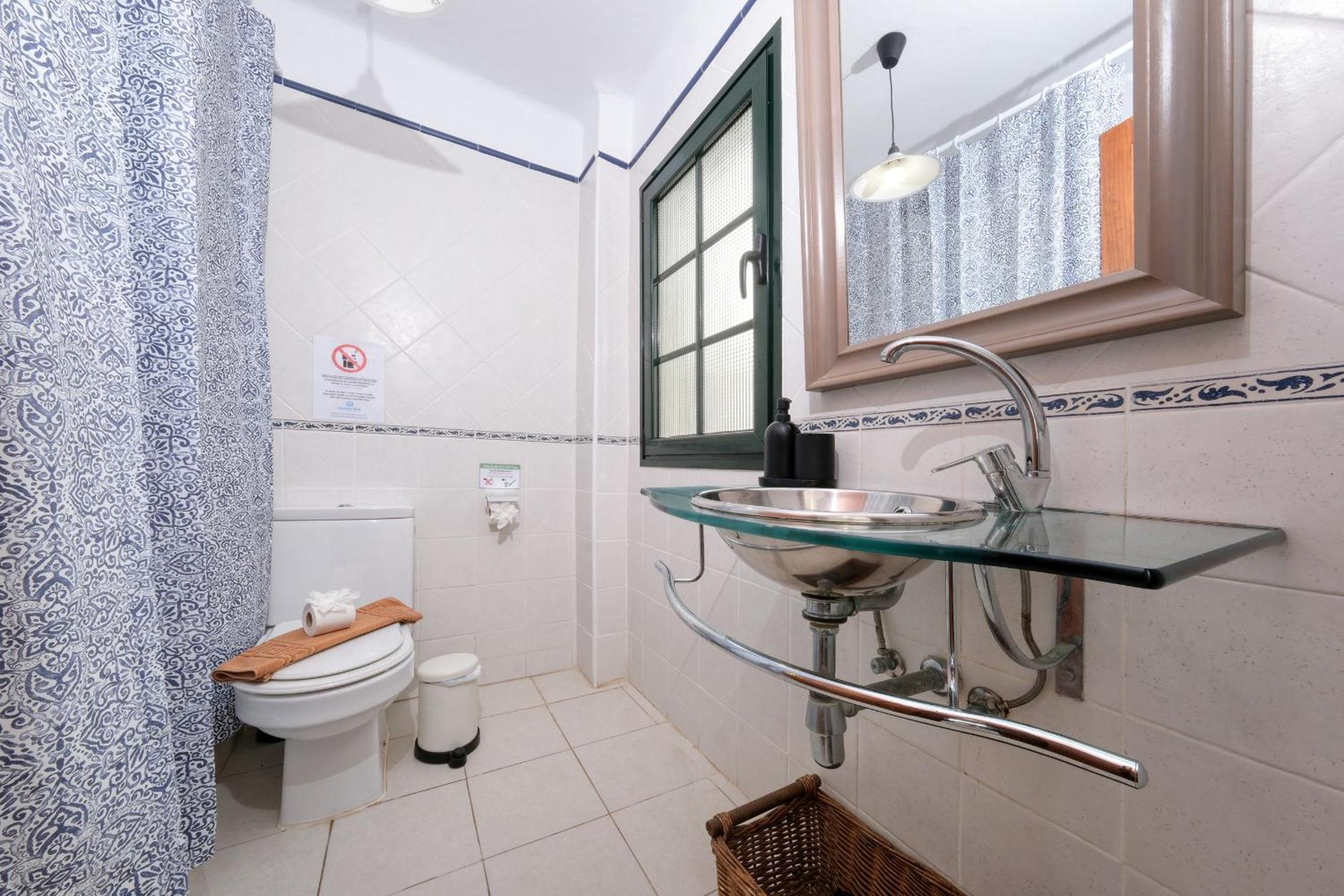 Casa Hibiscus - Shared Pool - Close To Seafront Promenade Punta Mujeres エクステリア 写真