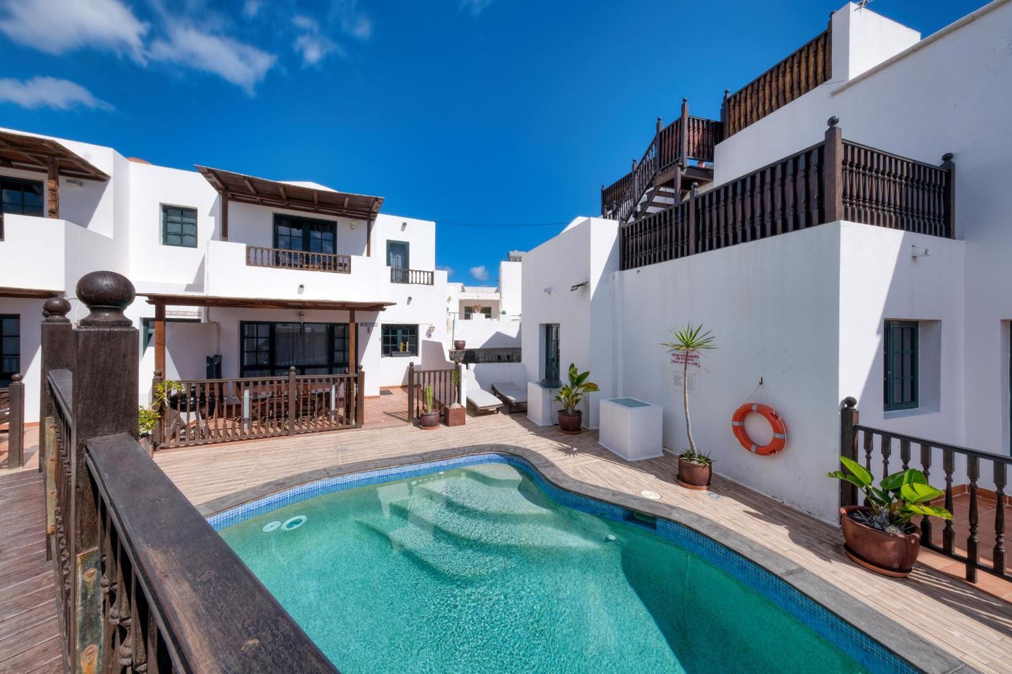 Casa Hibiscus - Shared Pool - Close To Seafront Promenade Punta Mujeres エクステリア 写真